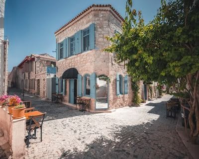 Premium comfort for Çeşme VIP Transfer